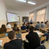 «И если выбор-жизнь, то давайте жизнь любить!» и «Осторожно, мошенники»