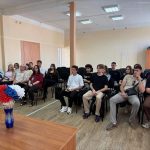 Действующий участник СВО рассказал студентам о профессии оператора БПЛА